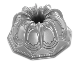 Nordic Ware forma na bábovku Cathedral, 2,1 l, strieborná